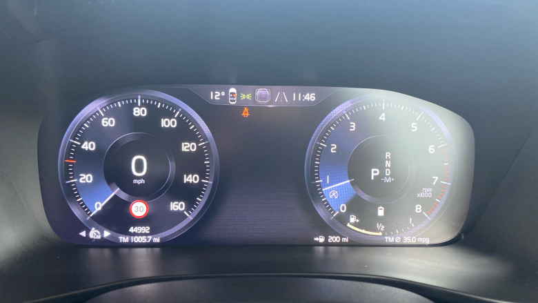 Volvo Xc40 2.0 B4P R DESIGN 5dr Auto Petrol Estate